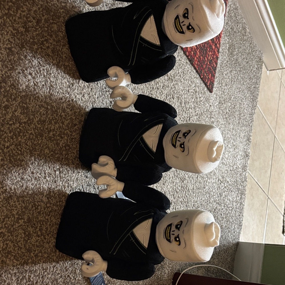 Lego Ninja Figures in Black and White